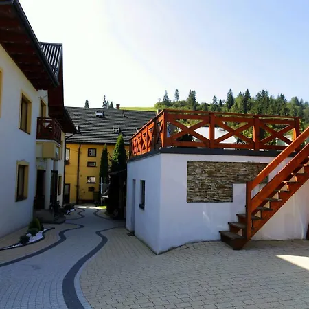 Lapszanska Ostoja Farm stay